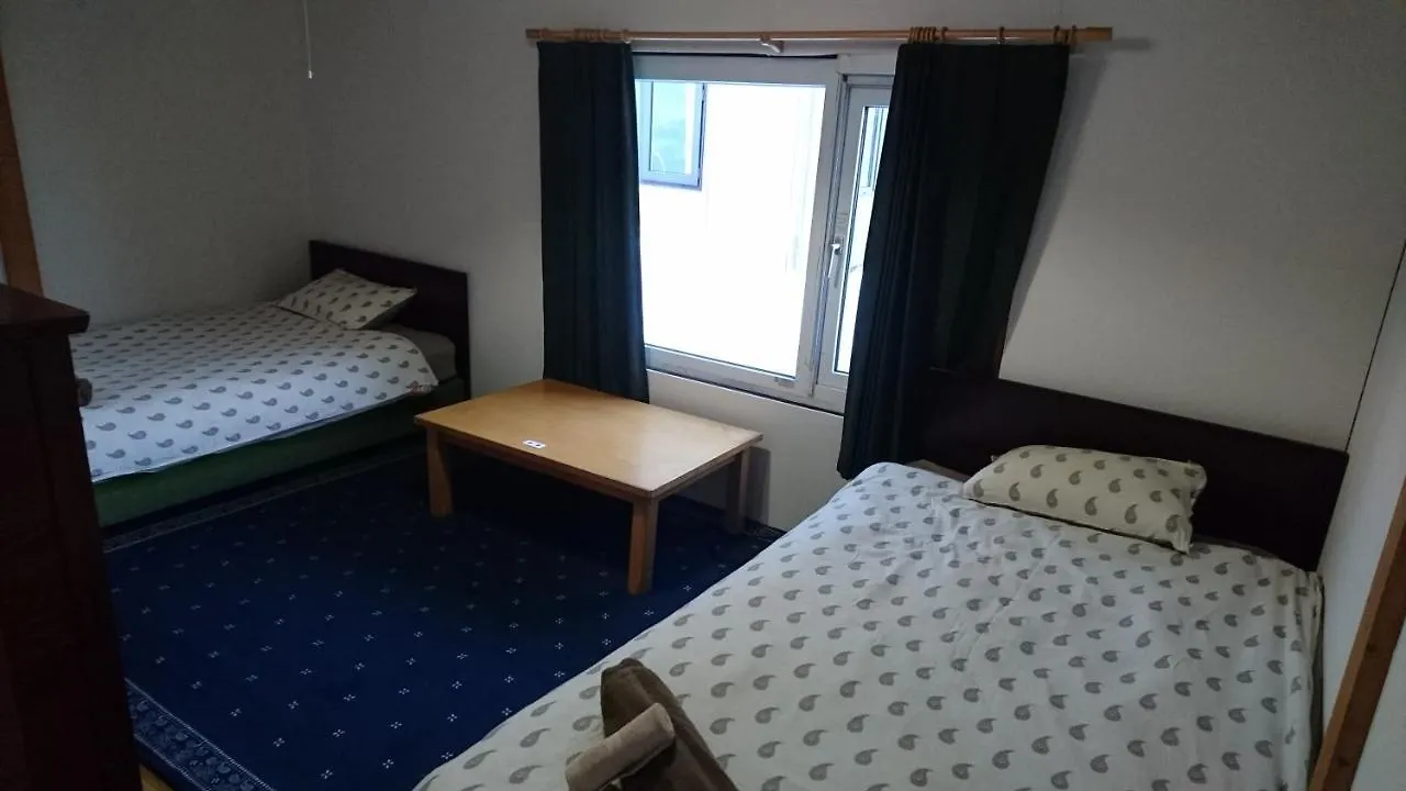 Yukiyama Chalet Apartments Furano